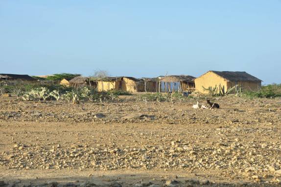 Um rancho no deserto da península La Guajira, na Colômbia